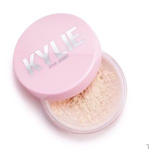 Kylie Cosmetics Translucent Loose Setting Powder